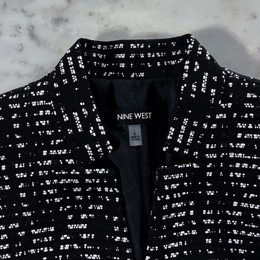 Contemporary Blazer Jacket - Picture 12 of 13